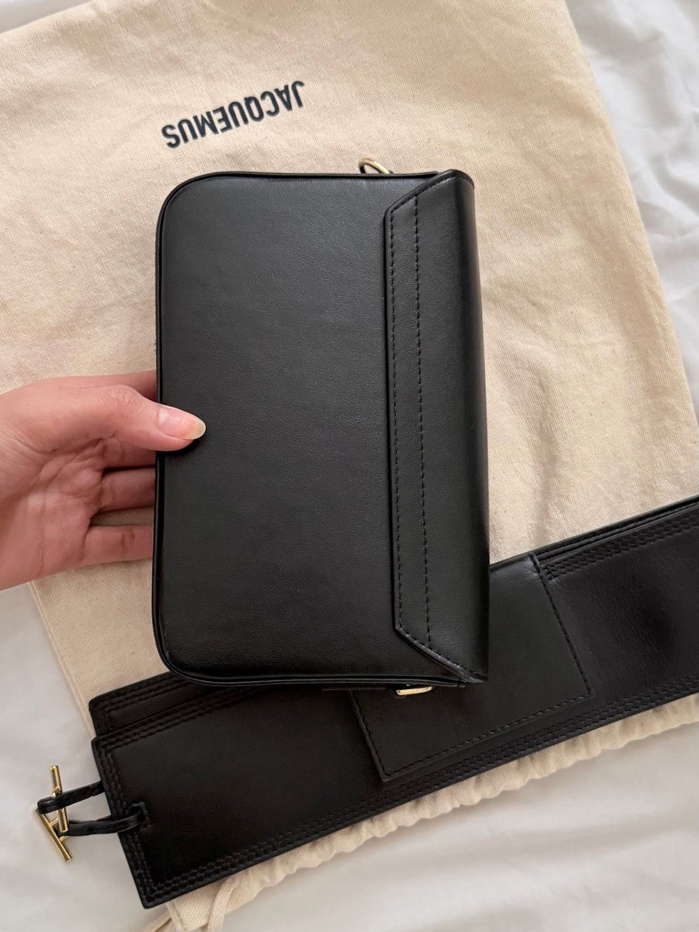 Jacquemus Black Leather Long Wallet with Gold Logo Plate - Picture 5 of 6
